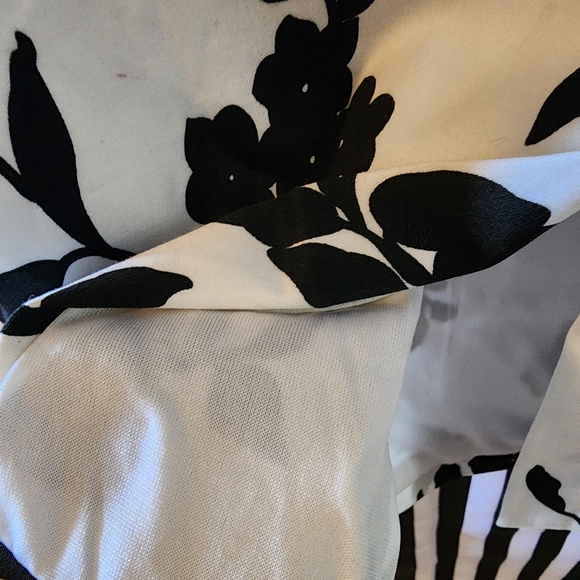 Size xs UK 6 US XS Starlets & Harlots wiggle dress bnwt - Picture 6 of 7